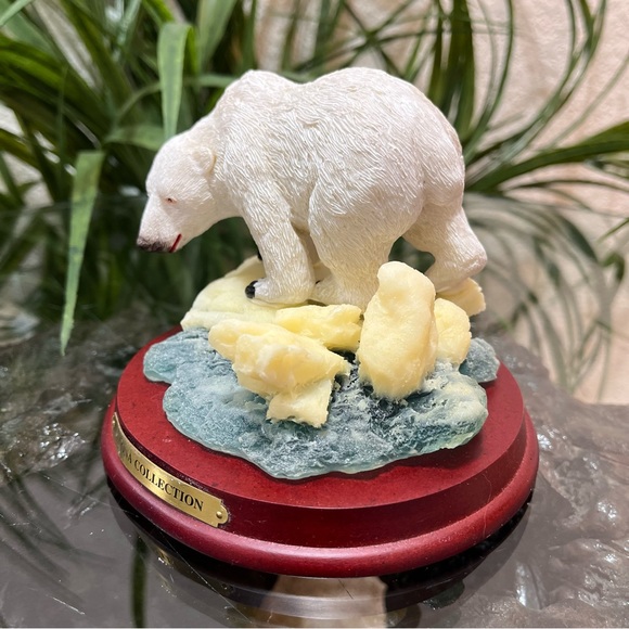 🧊 Polar Bear Statue 🧊 Cadona Collection - Picture 4 of 10